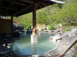479 Hachimantai City_Matsukawa Onsen① Mixed bathing open-air bath