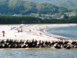 การเปิดทะเลชายหาดโยชิฮามะ (*จะไม่เปิดในปี 2566)