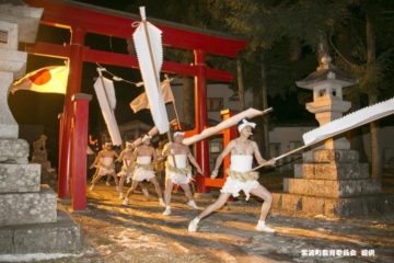 ศาลเจ้า Shiwa Hachimangu เทศกาลวันปีใหม่ที่ห้า การแสวงบุญเปลือย