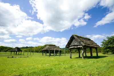 Jomon experience at the Goshono Ruins, which is about to be registered as a World Heritage Site