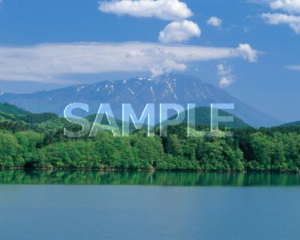 ทะเลสาบโกโชและภูเขาอิวาเตะ