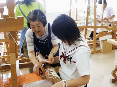 盛岡手工藝村擁有豐富的體驗功能表 看、摸手工藝體驗課