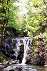 Nusakake Falls and Kitanosawa Otaki Falls