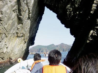 Goishi coast hole boat (small boat excursion)