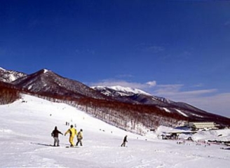阿巴里溫泉滑雪場